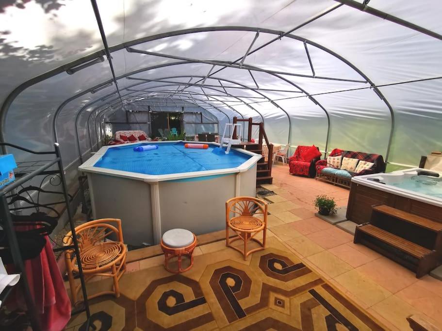 Country Side Haven Two Double Ensuite Bedrooms Couples Exclusive Rate Offered Saint-Michel-de-Montjoie Exteriör bild